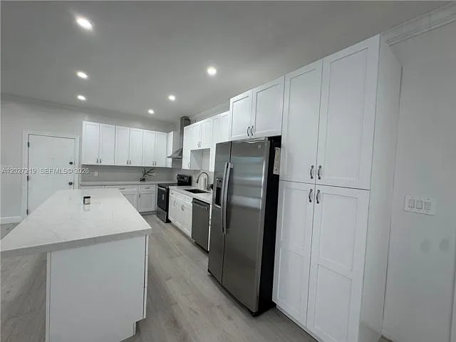 3 bed, 2.0 bath, 1540 sqft, $5,750 — Photo 3