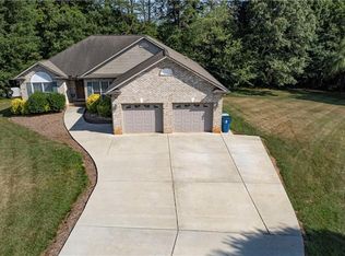 2195 Hounds Way, Hickory, NC 28601