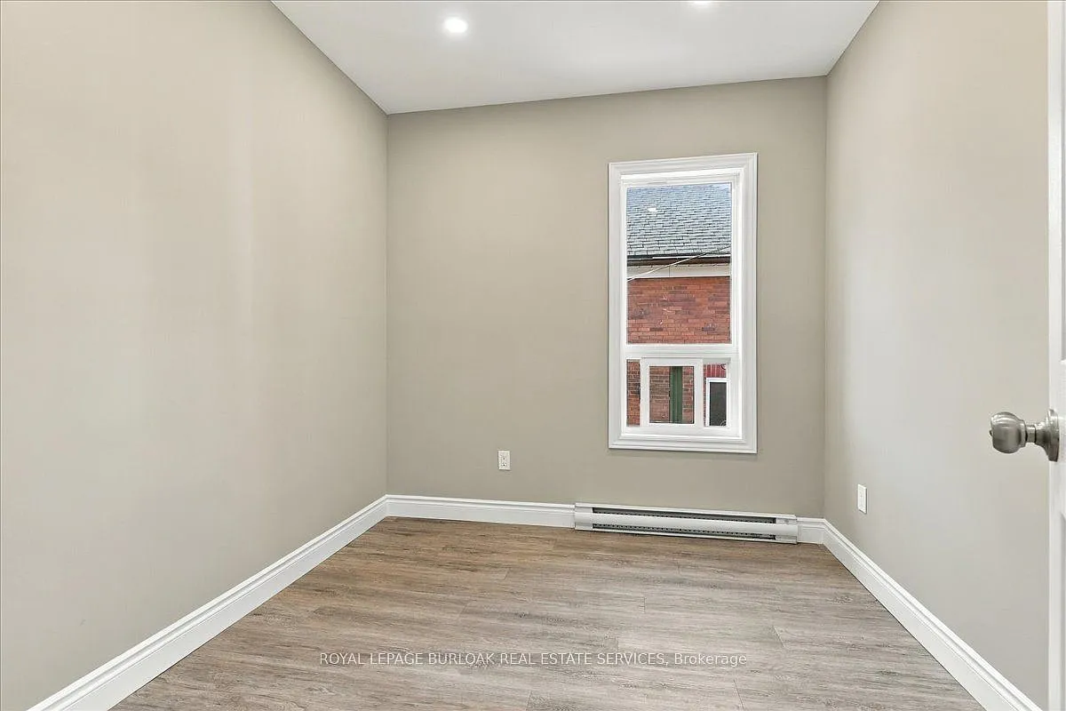 3 bed, $2,100 — Photo 1