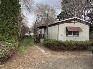 1110 Tieton Ave, Tieton, WA
