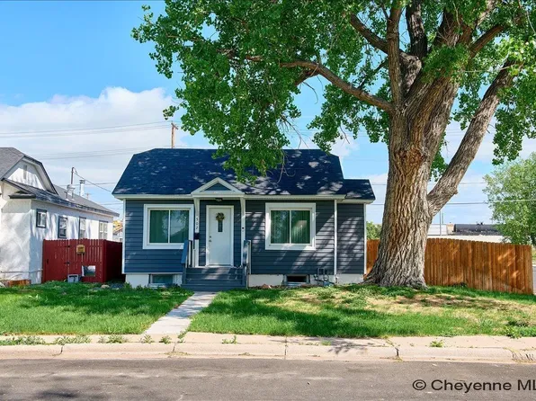 502 W 10th St, Cheyenne, WY 82007