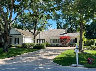 1419 Saint Andrews Dr, Schererville, IN 46375