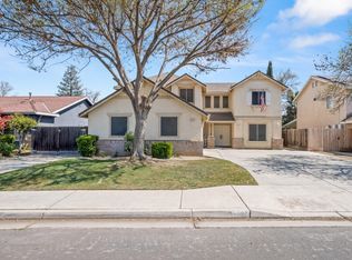 3275 Megan Ave, Clovis, CA 93611