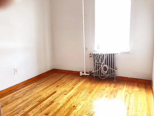 Rented by NY Space Finders Inc. | media 24