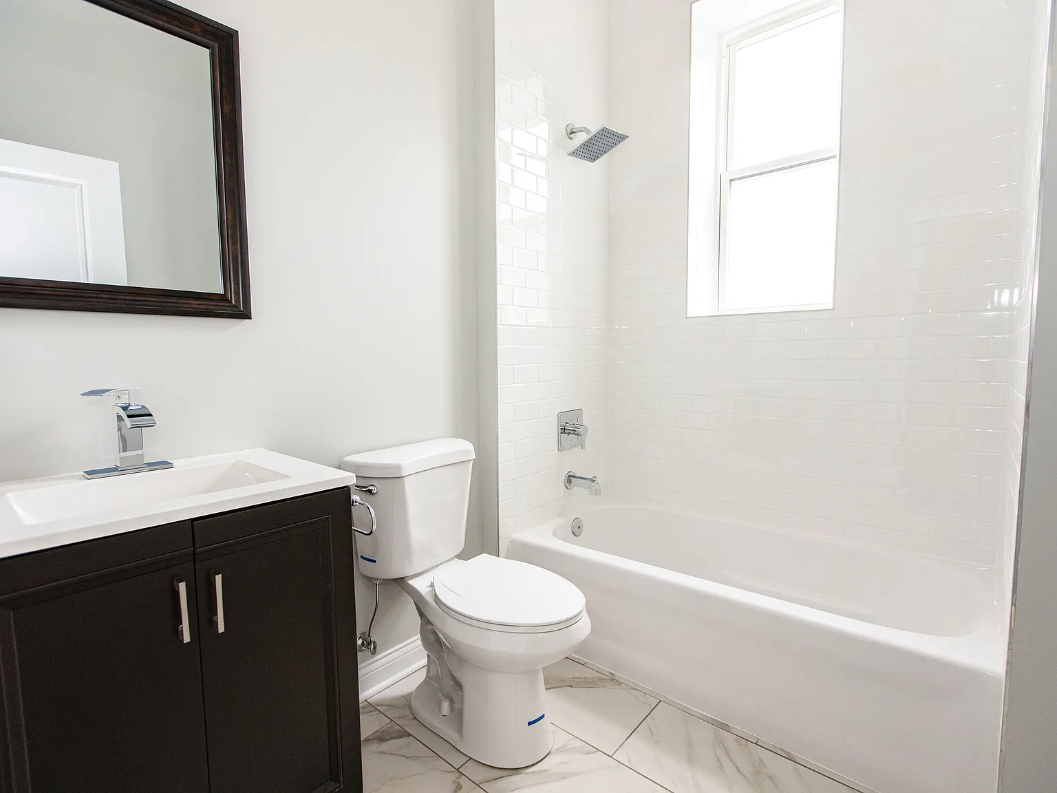 1644 N Kedzie Ave — Photo 4