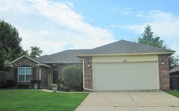 1st image of 508 NW 172nd Pl