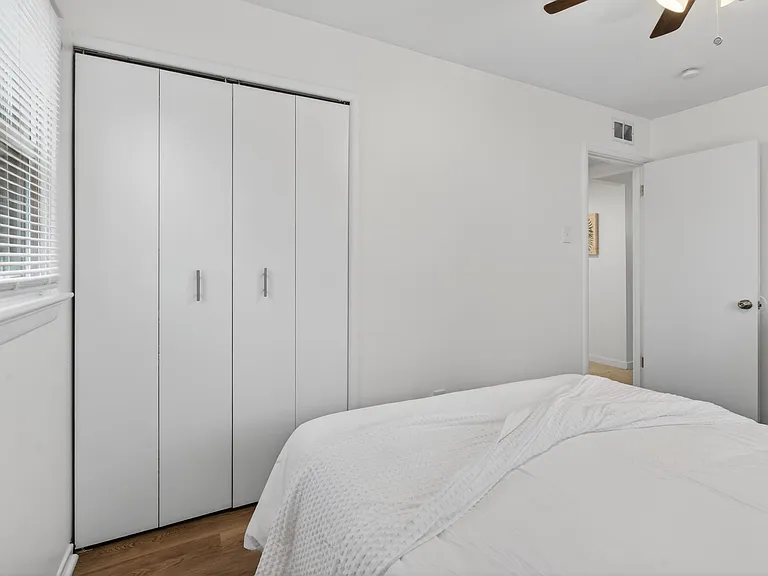 444 Rosedale Ter — Photo 29