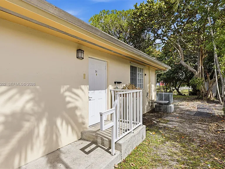 13 S Royal Poinciana Blvd #24 — Photo 17