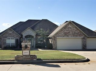 2035 Westbury Dr, Midwest City, OK 73130