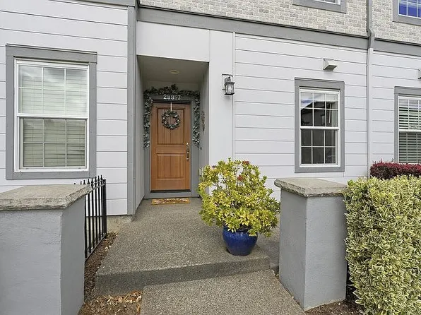 28857 SW Villebois Dr N, Wilsonville, OR 97070