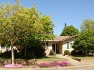 2402 Renfrew St, Napa, CA