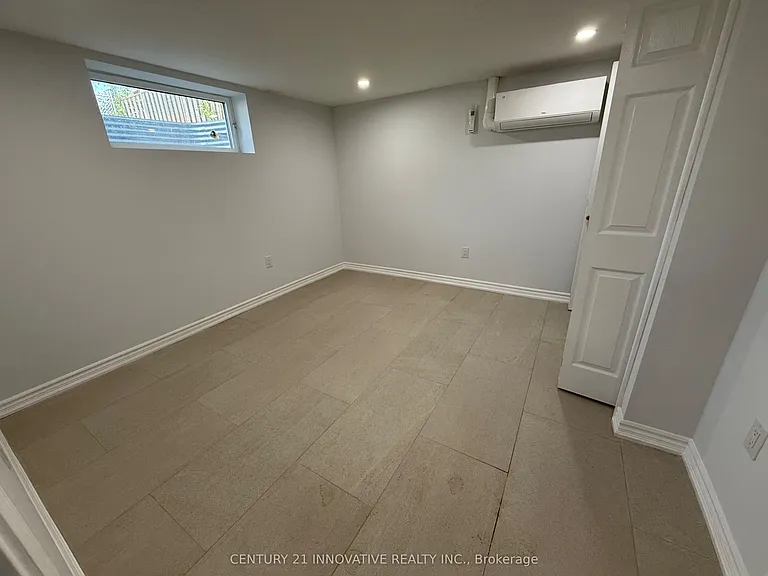 541 Chamberlain Rd #A — Photo 5