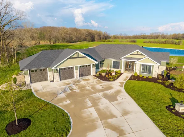 16797 Zubrick Rd, Roanoke, IN 46783