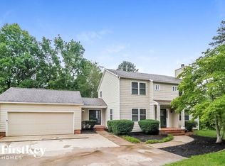 3704 Corinth Dr, Gainesville, GA 30506