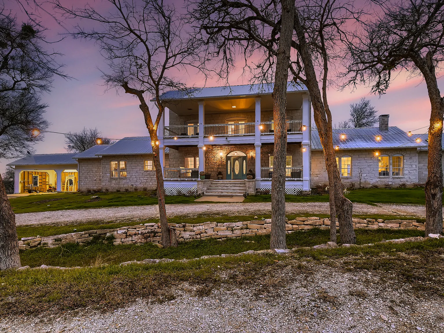 5 bed, 4.5 bath, 5194 sqft, $4,499 — Photo 4
