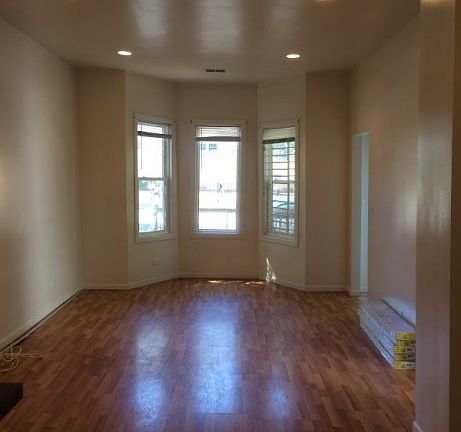 3rd image of 8929 S Buffalo Ave #G