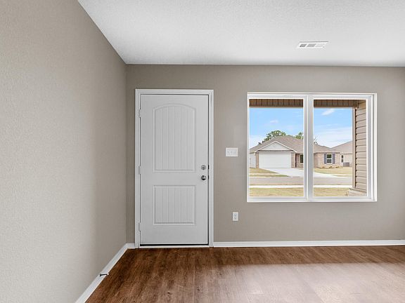 5th image of 5 Farmhouse Cir