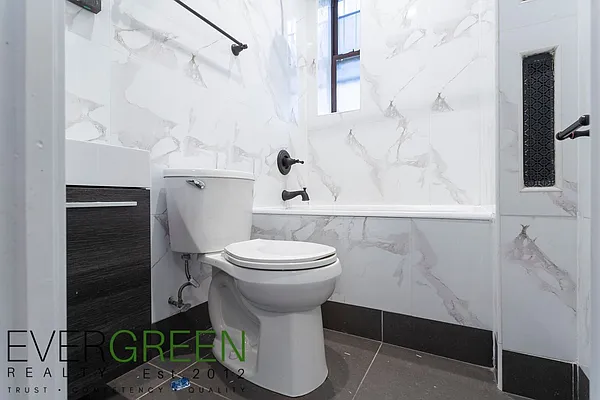 Rented by Pinn Realty | media 21