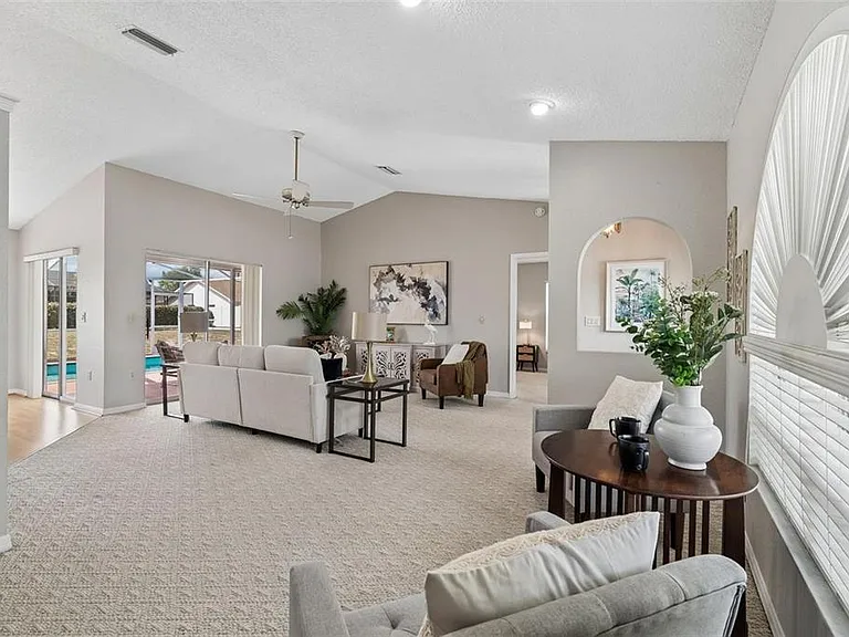 11349 Sand Hill Ave — Photo 3