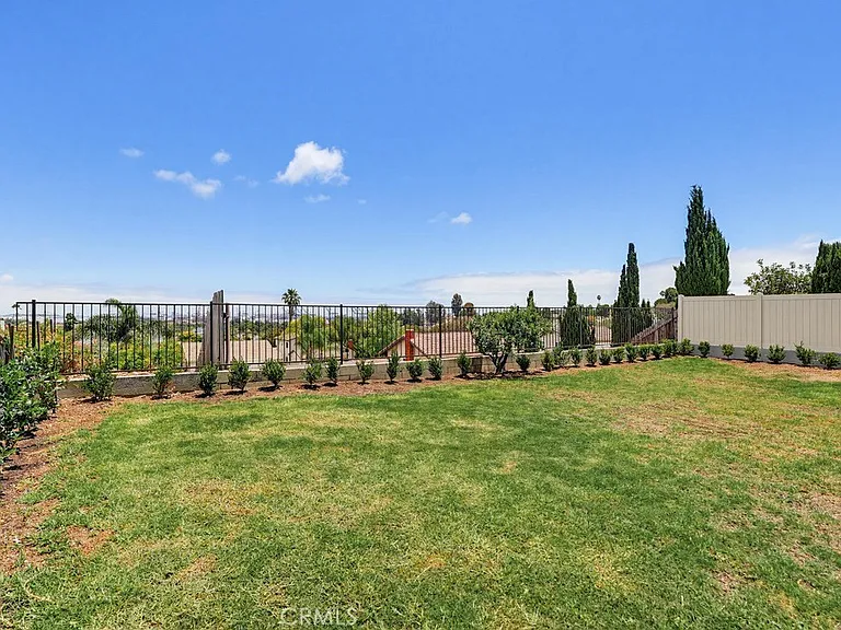 28712 Mount Rushmore Rd — Photo 29