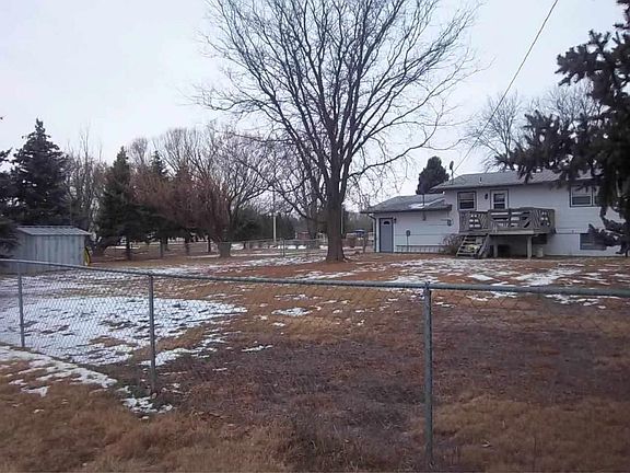 3rd image of 310 Skyview Dr