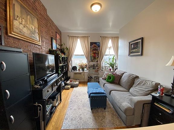 5th image of 2034 5th Ave APT 2B