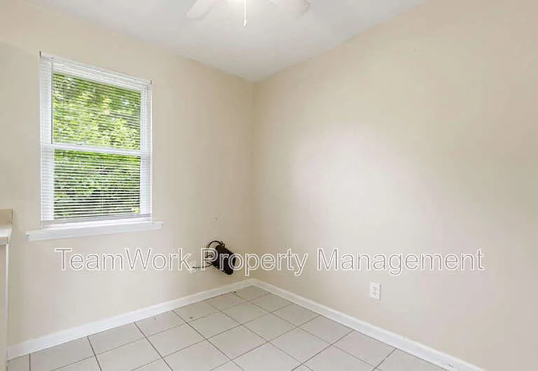 2107 Rondo St #205 — Photo 4