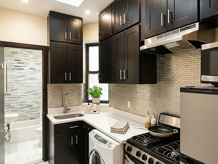 216 W 108th St #6W — Photo 1