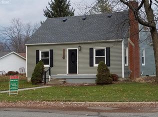 1367 Merle Ave, Burton, MI 48509