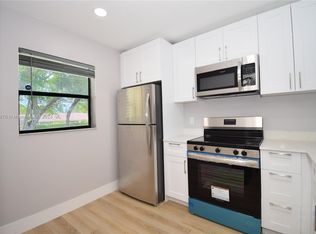 6704 Palmetto Cir APT 202, Boca Raton, FL 33433