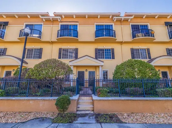 5252 W Kennedy Blvd, Tampa, FL 33609