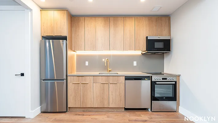 Rented by Nooklyn NYC LLC | media 1