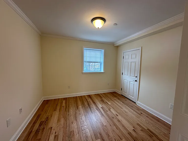 55 Langdon St #6D — Photo 13
