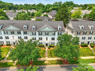 1134 Plaza Walk Dr, Charlotte, NC, 28215
