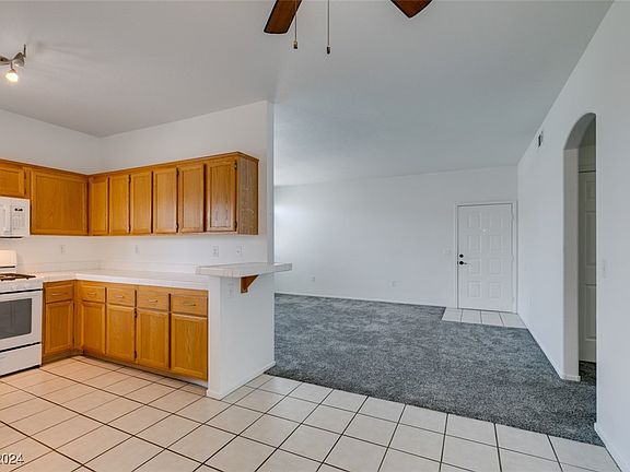 4th image of 1830 N Buffalo Dr Unit 1074