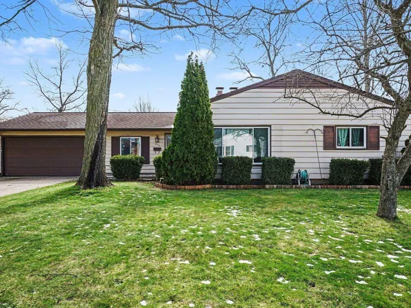 4914 Craig Rd, South Bend, IN 46614