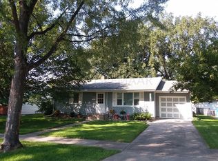 2306 9th St N, Fargo, ND 58102