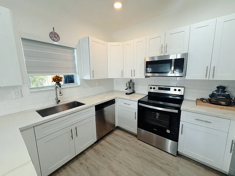 22430 SW 88th Path — Photo 5