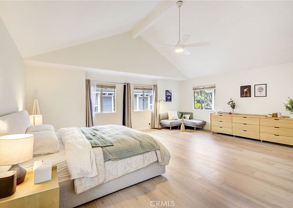 1st image of 303 Vista Ave APT 2