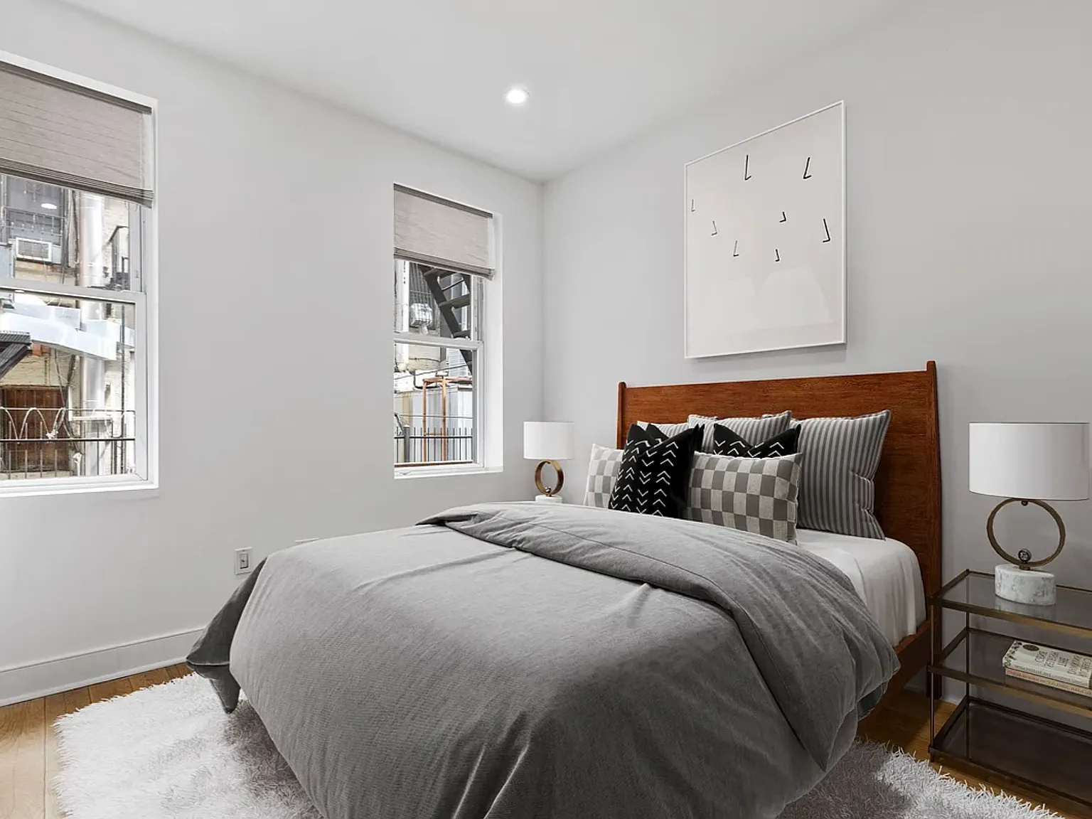 203 East 33rd Street — Photo 3