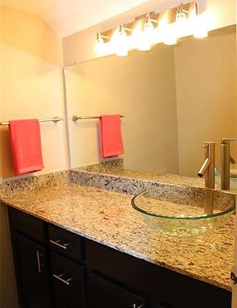 5th image of 10811 Greenwillow St APT 21
