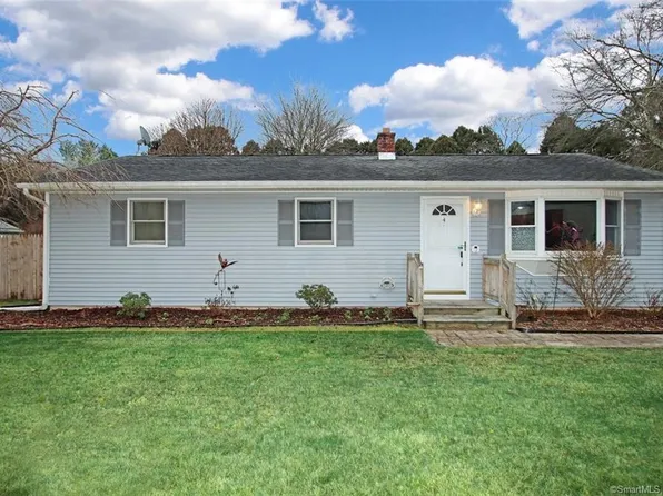 4 Filosi Road, East Lyme, CT 06333