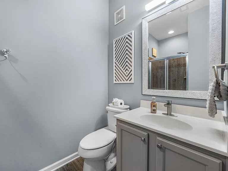 523 Pebblebrook Lane Gln — Photo 7