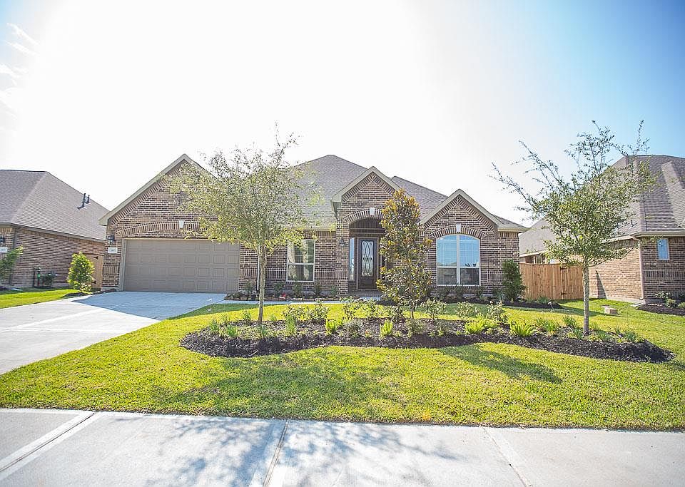 1st image of 2107 Harbor Breeze Ln