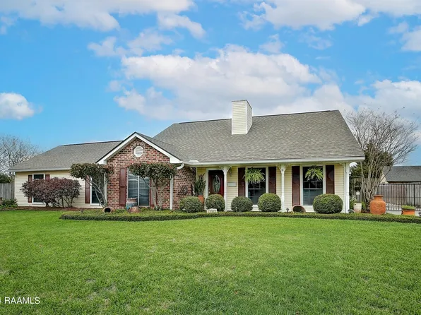 2102 Sago Cir, New Iberia, LA 70563