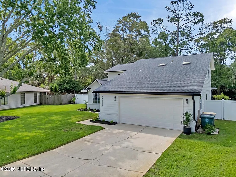 14352 Crystal Cove Dr S — Photo 3