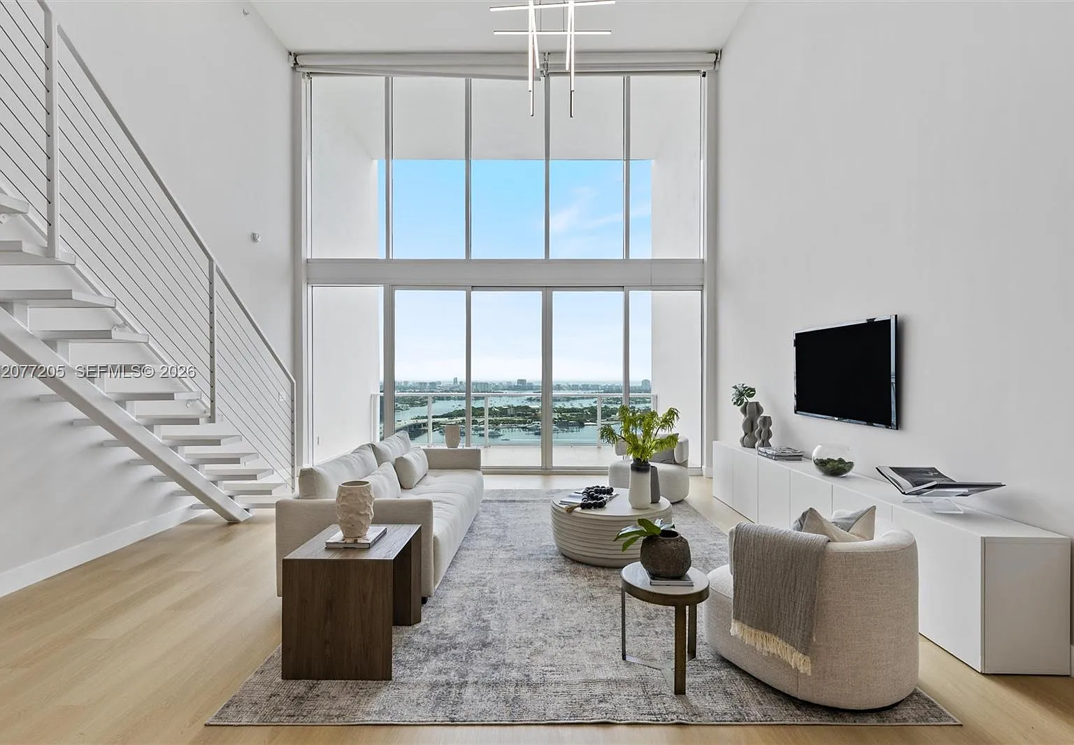 Ten Museum Pk Residential — Photo 4
