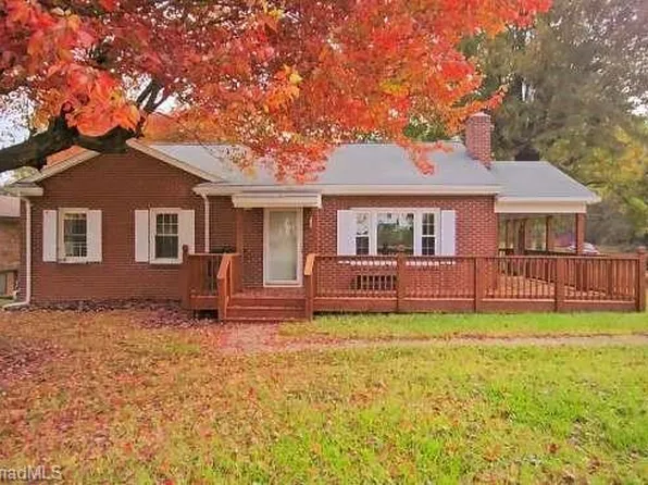 3221 S Main St, Winston Salem, NC 27127