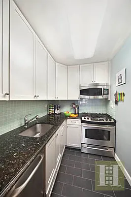 Sold by Halstead Real Estate | media 10