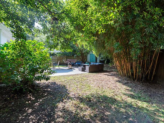 5th image of 1153 Pauline Ave